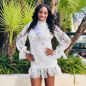 Meet your Posher, Linda